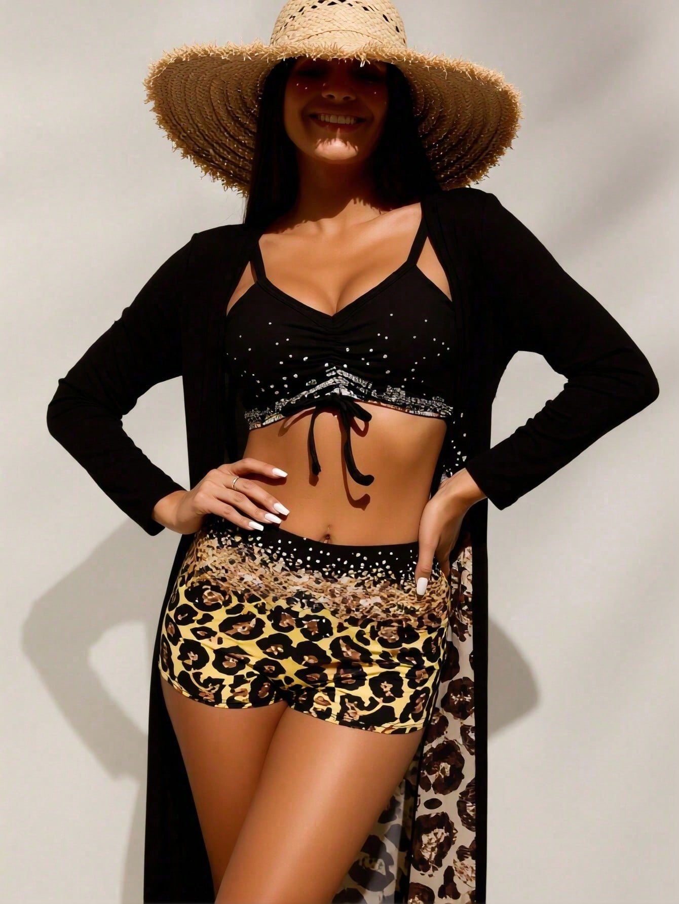 Top bikini nero con strass da  - Tops recensione e prezzo
